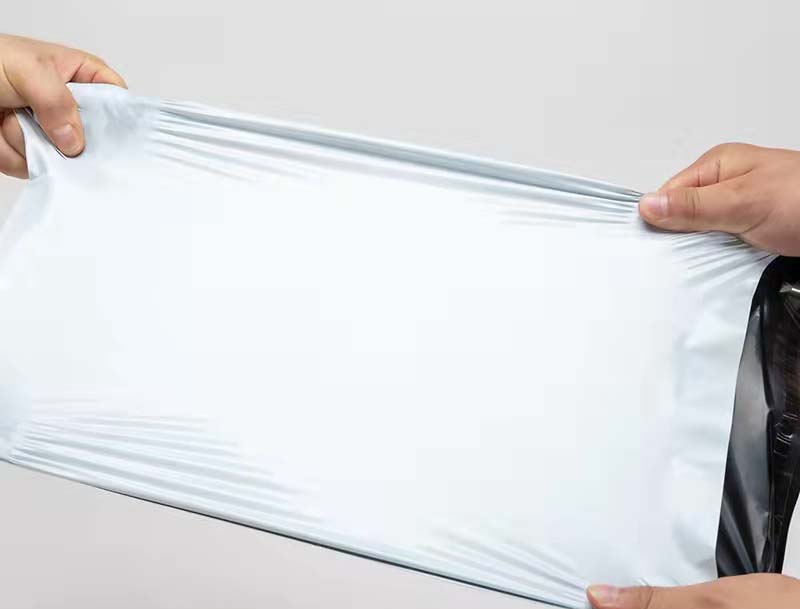 易白色快递袋-02